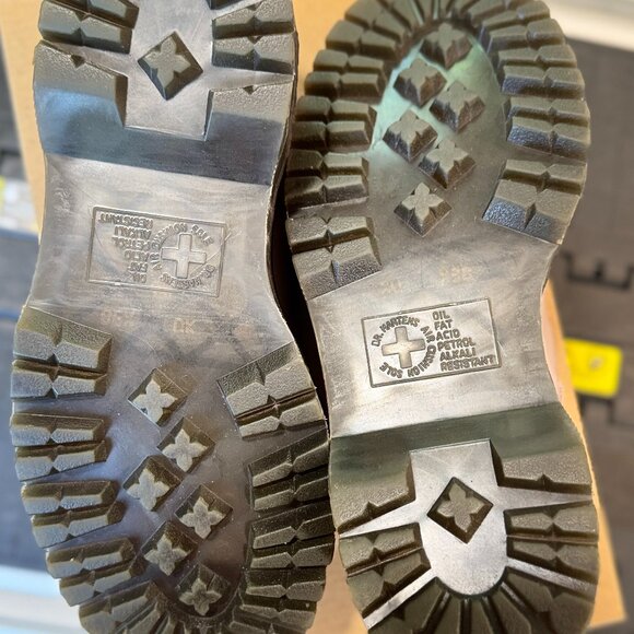 Leather Platform T-Bar Dr. Martens - Picture 7 of 9